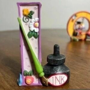 Mary Engelbreit stand up letter I